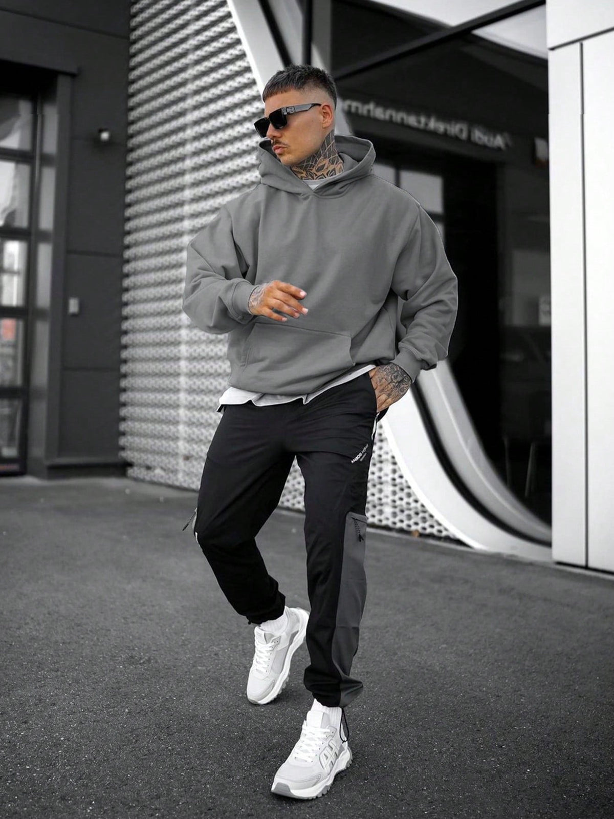 Matthew | Relaxed Oversized Fleece Hoodie - Valereo