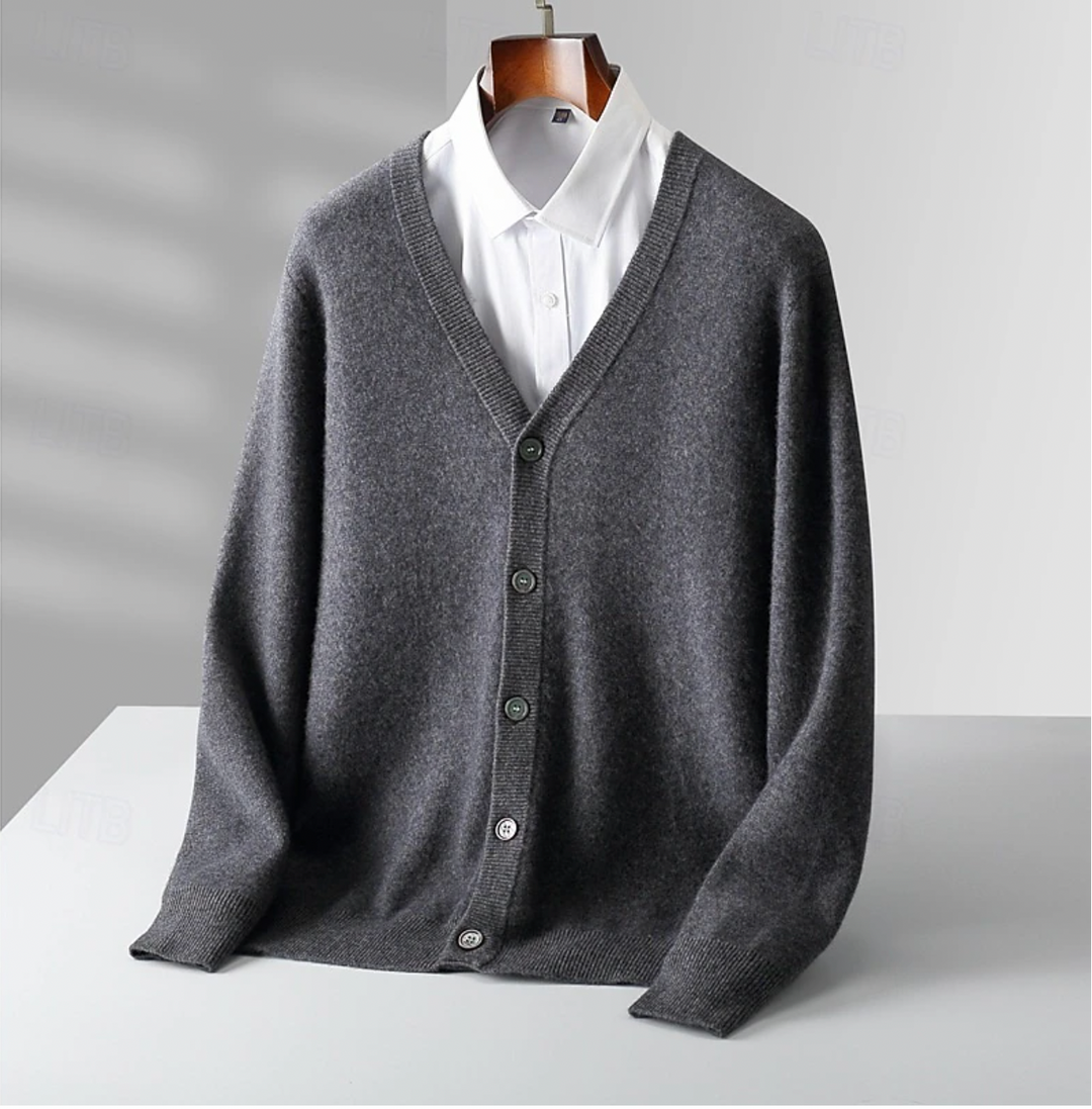 Ethan | Elegant Knit V-Neck Cardigan - Valereo