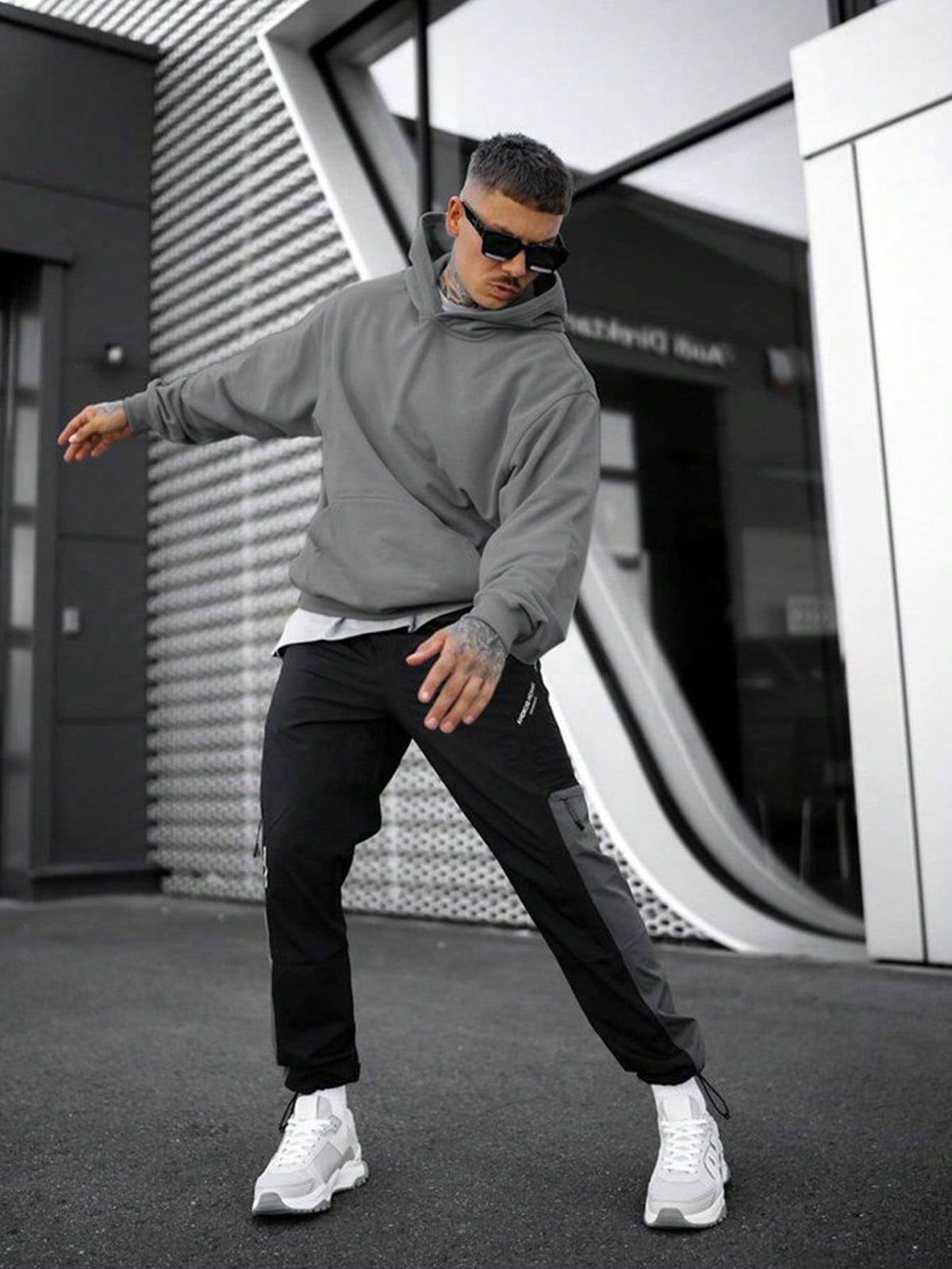 Matthew | Relaxed Oversized Fleece Hoodie - Valereo
